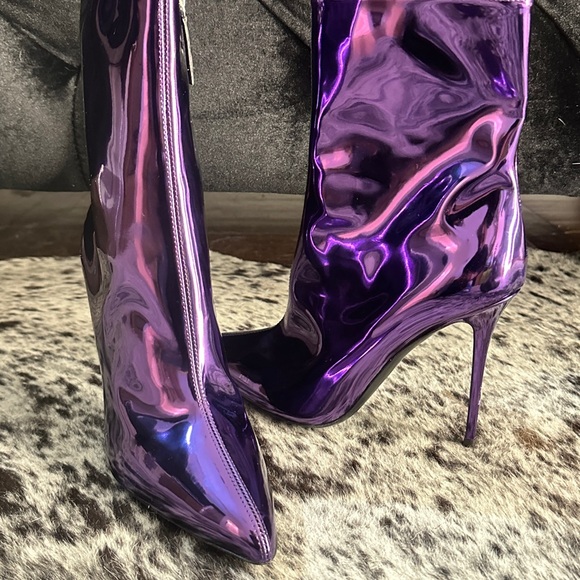 Giuseppe Zanotti Brytta High Heel Ankle Boot - Picture 2 of 12